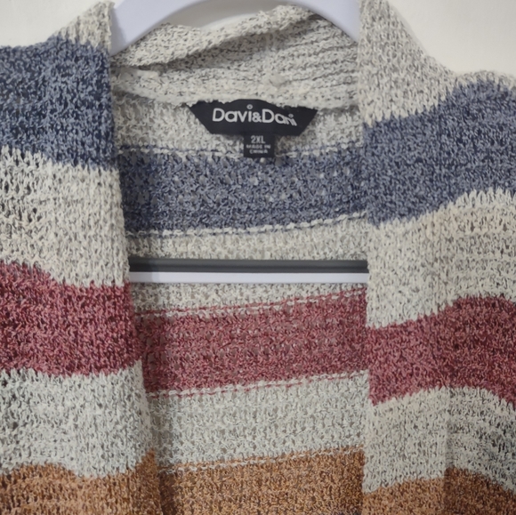 Women's Long Cardigan - Picture 2 of 3